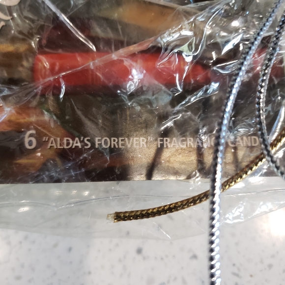 Aldas Forever Teacup Votive Candles 12pc - Picture 8 of 10